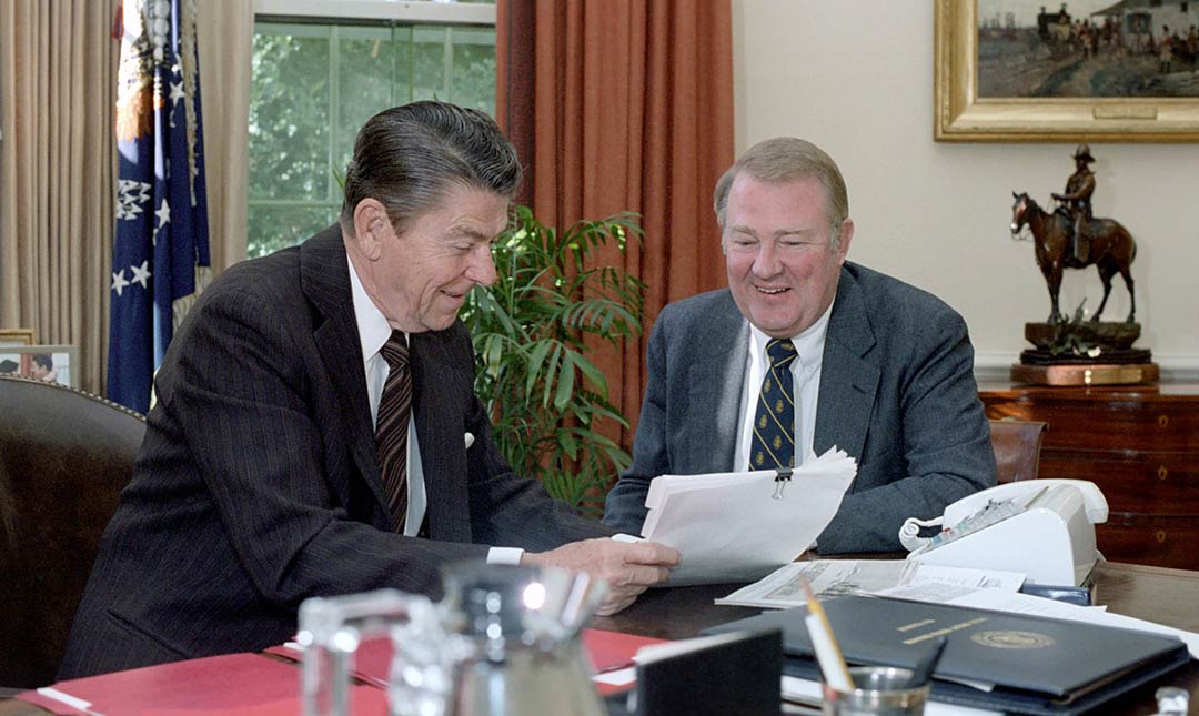 President_Ronald Reagan meeting with Ed Meese